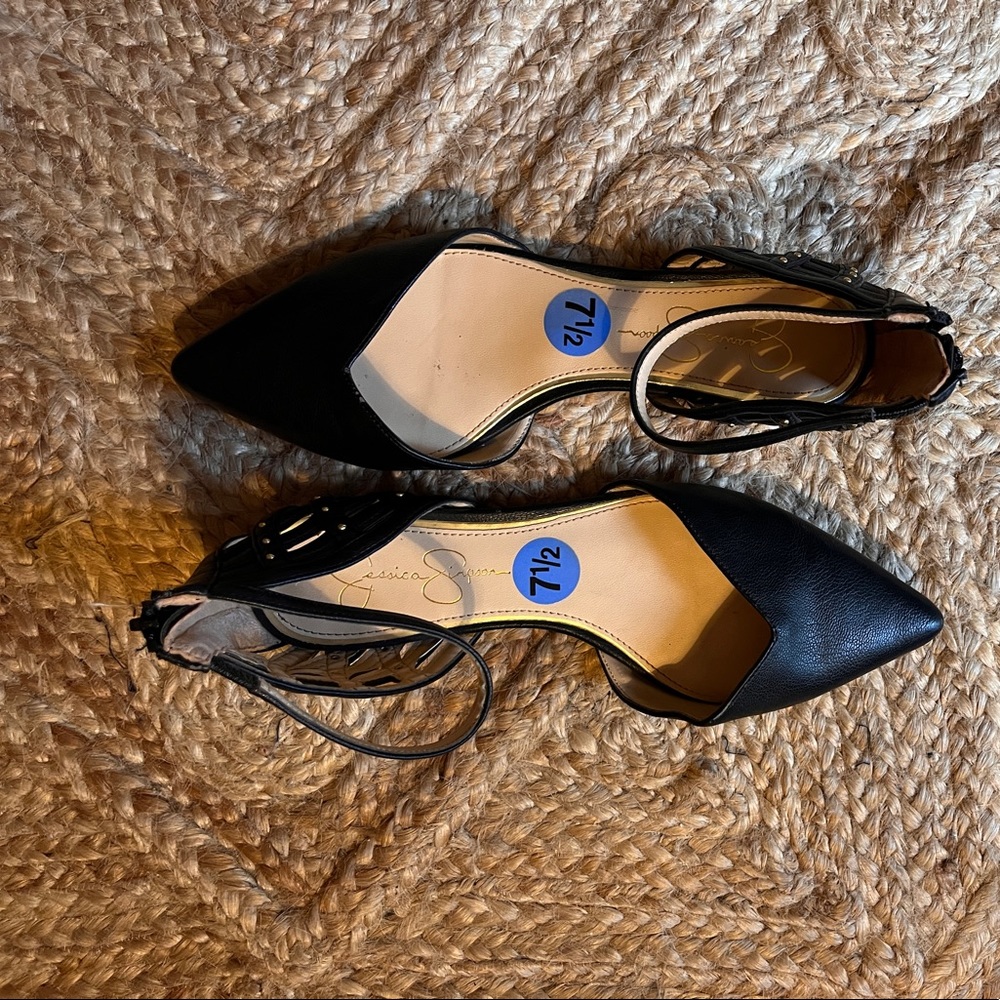 Jessica Simpson black leather sandal